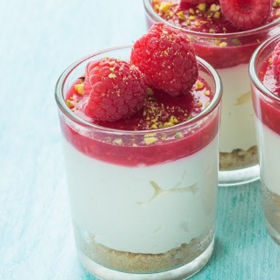 Frambozencheesecake in een glas